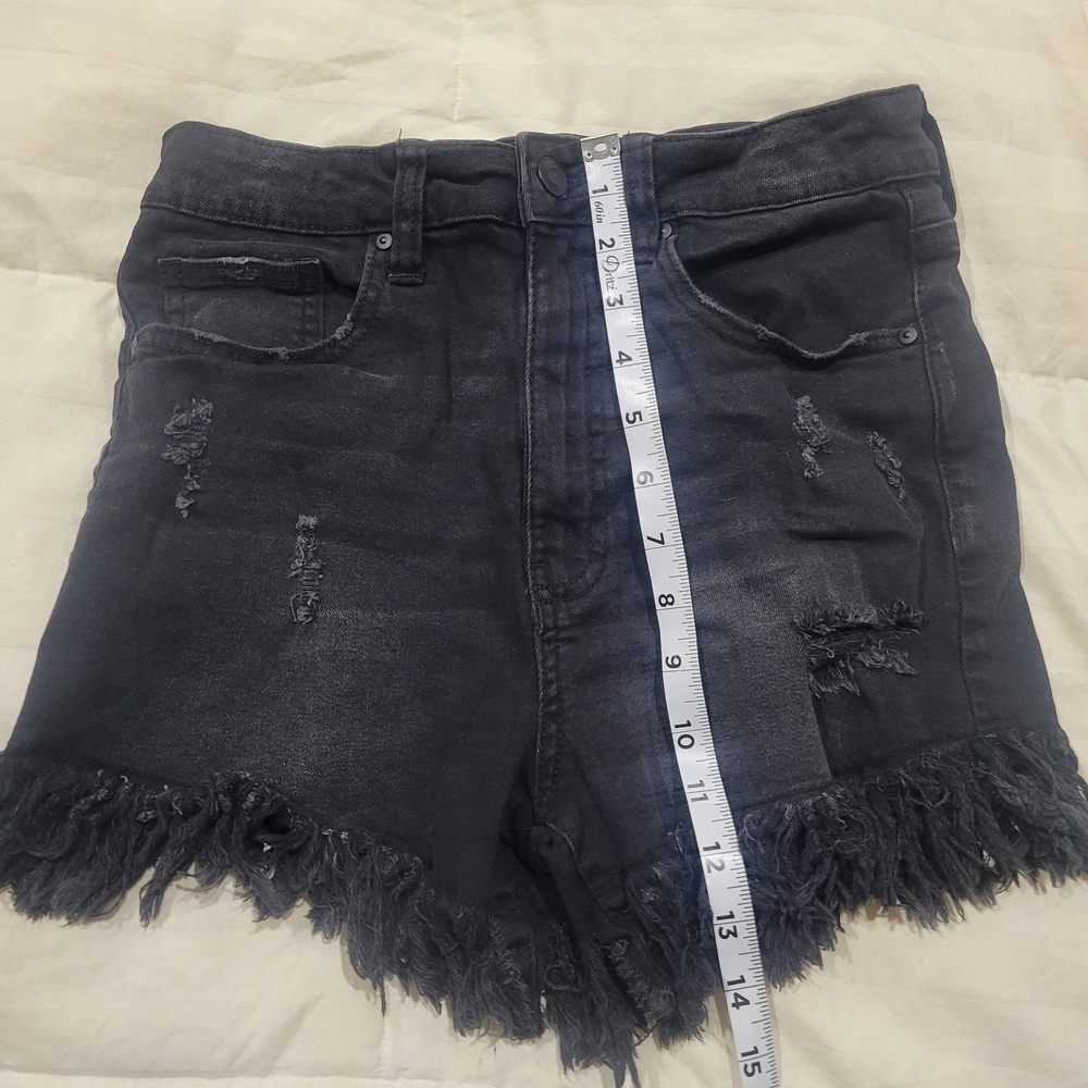 No Boundaries Black Jean Shorts Distressed Frayed Hem